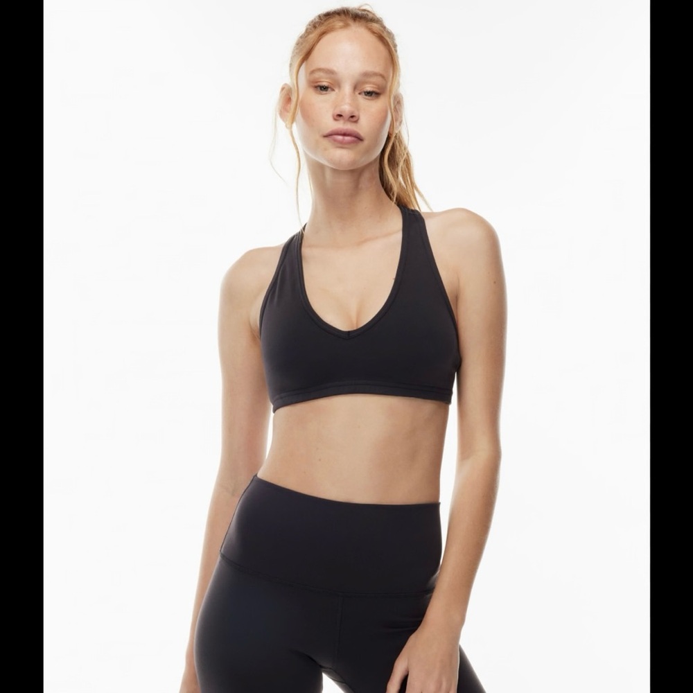 Aritzia TnAction TnaCOZY™ Tread Sports Bra Charcoal Grey Sz Medium